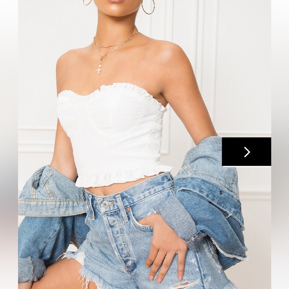 superdown Tops - White Superdown Revolve Girly ruffle corset top size small. Laney Bustier top